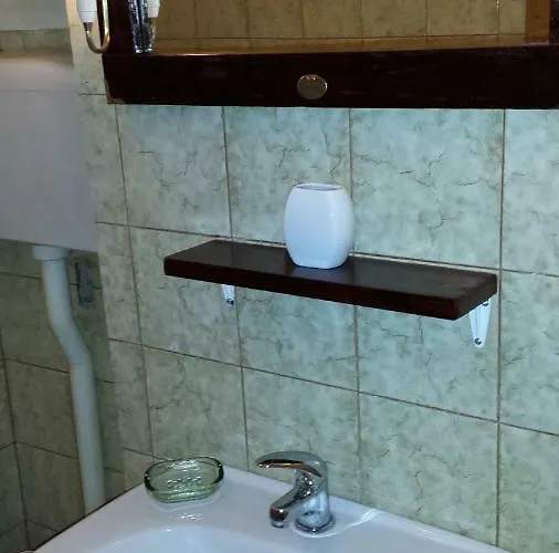 فندق مبيت وإفطار Bboderzo 2*